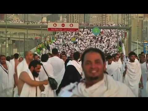 Pilgrims in Haj stoning ritual