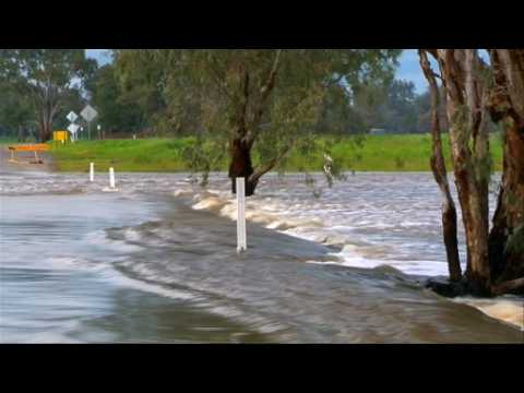Floods hit parts of New South Wales after heavy rain