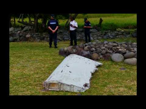 Australia to step up missing plane search