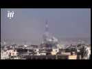 Video purports to show air strikes in Daraa, Syria
