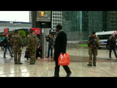 Tight security in Paris' financial district after threat