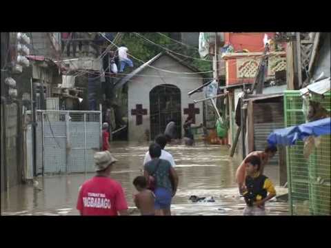 Cleanup begins after typhoon hits northern Philippines