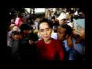 Aung San Suu Kyi votes in Myanmar election