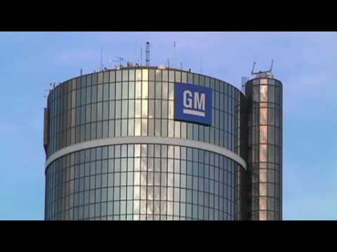 GM posts flat profit