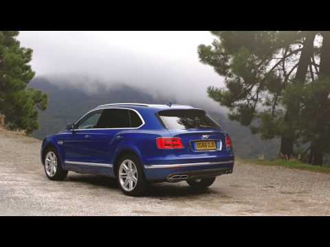 Bentley Bentayga Diesel - Exterior Design in Sequin Blue Trailer | AutoMotoTV