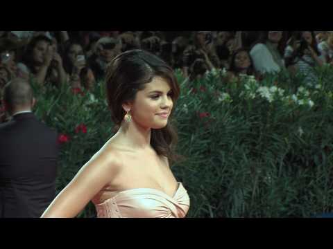 Love Life Lowdown: Selena Gomez
