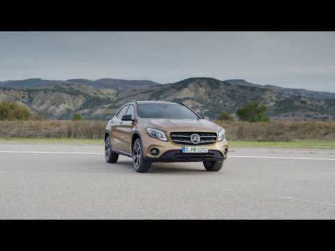 Mercedes-Benz GLA 220 d 4MATIC - Design Exterior Trailer | AutoMotoTV