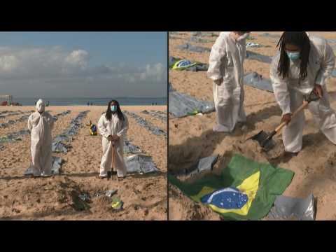 Brazil: activists protest on Copacabana beach against handling of coronavirus pandemic