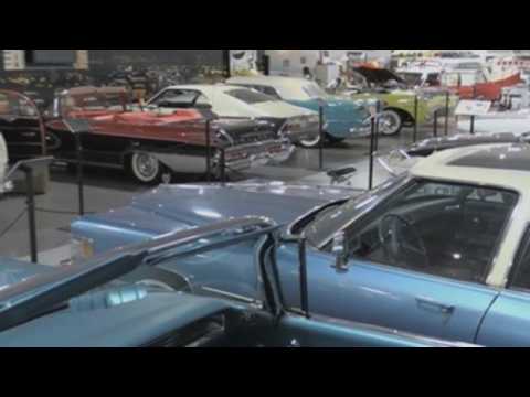Classic car museum in Miami takes visitors back in time