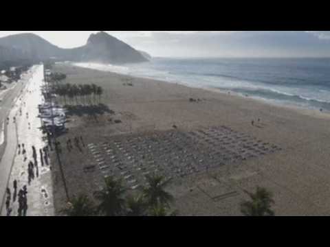 Copacabana rememebers the 400,000 deaths from Covid-19 in Brazil