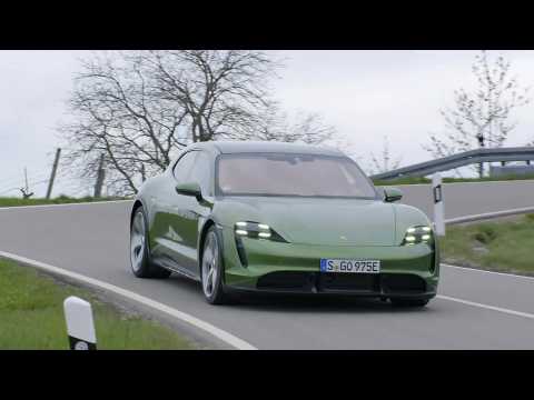 The new Porsche Taycan Turbo S Cross Turismo in Mamba Green Driving Video