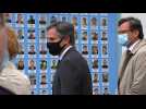 US Secretary of State Blinken visits Ukraine's Donbas conflict memorial - Label : AFPTV - First images - Category : News