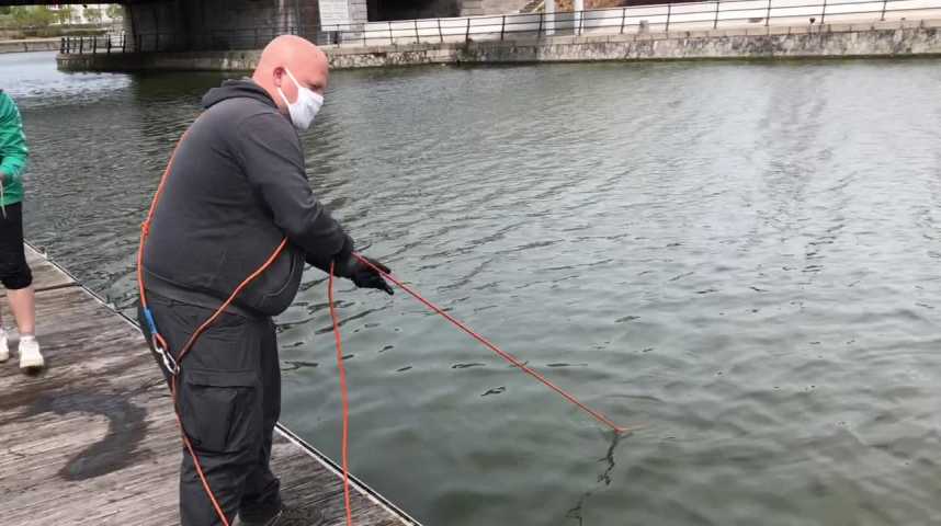 Pêche à l'aimant : il veut dépolluer l'Isle à Périgueux - Le Parisien
