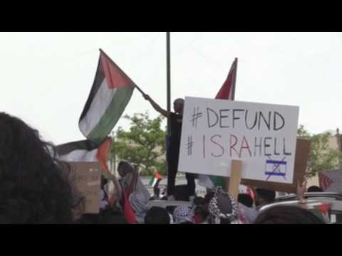 Thousands take to New York’s streets in support of Palestinians