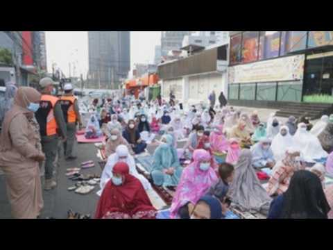 Millions of Muslims celebrate Eid al-Fitr across Indonesia