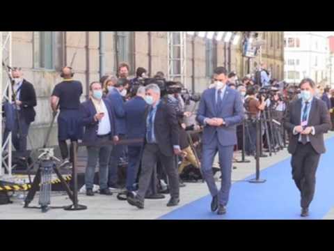 Pedro Sanchez, Emmanuel Macron arrive in Porto