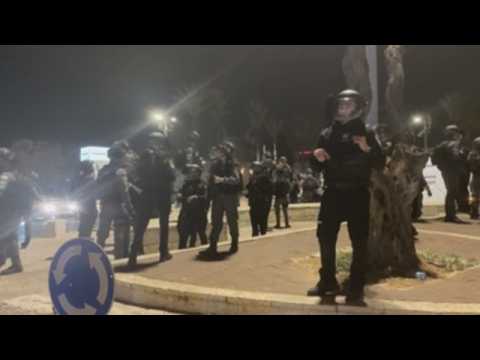 Palestinians, Israeli police clash amid tensions over east Jerusalem neighbourhood