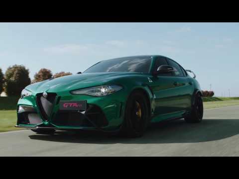 The new Alfa Romeo Giulia GTA in Montreal Green Driving Video
