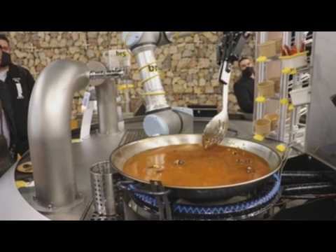 A paella cooked by a robot revolutionizes the hospitality sector in Spain