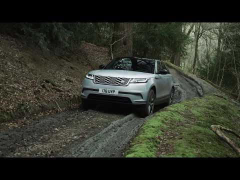 2021 Range Rover Velar P400e Off-Road driving