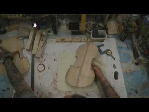 The Czech inmates turned luthiers to tune back into society