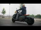 The new BMW CE 04 Riding video