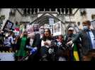 Protests in London demand release of Julian Assange