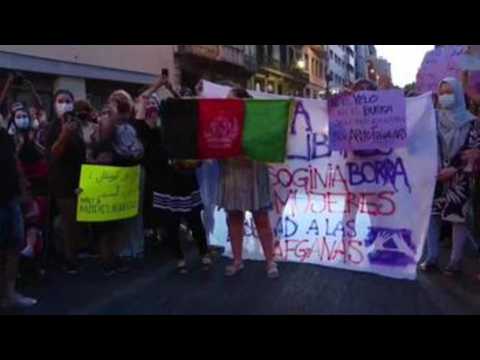 Hundreds in Barcelona call for action to support women, children in Afghanistan
