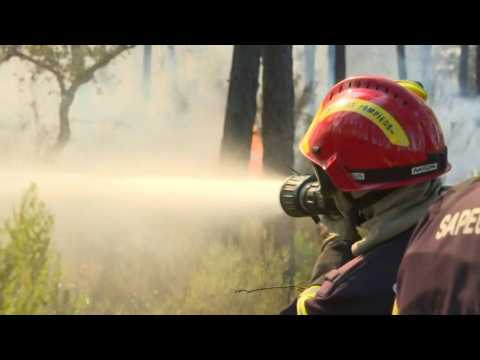 France firefighters continue to battle Riviera inferno