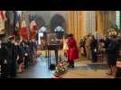 Un bleuet offert à la cathédrale de Laon