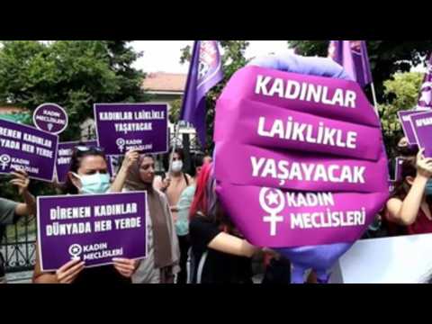 Women protest against the Taliban in Istanbul