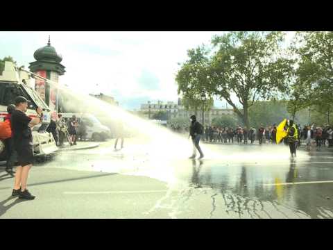 Paris: clashes on the sidelines of health pass demonstration