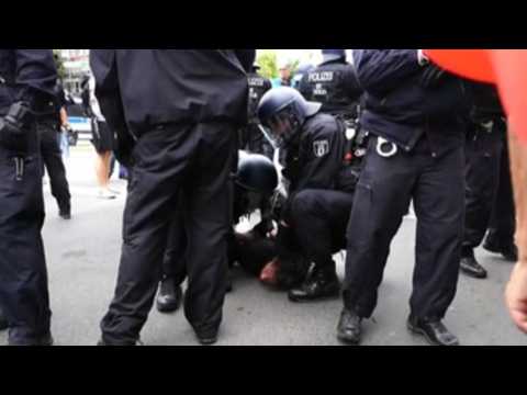 500 arrested in Berlin in unauthorized protests against Covic-19 measures