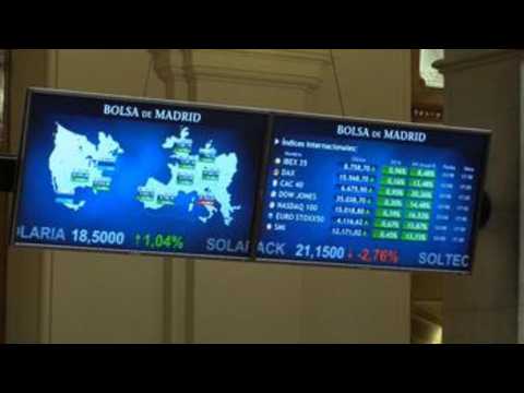 Spanish Stock Market rises 0.96% and recovers the level of 8,700 points