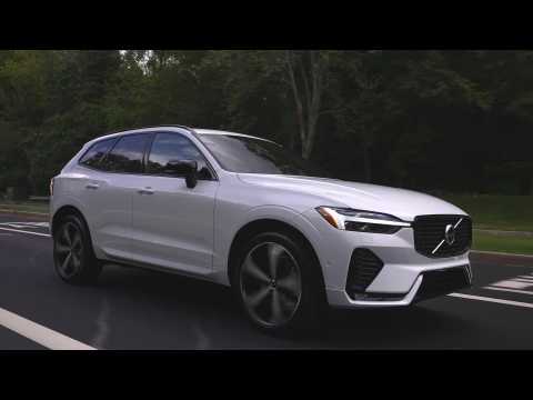2022 Volvo XC60 Driving Video