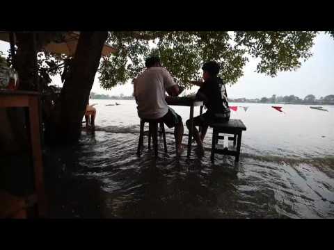 Nearly million people hit by devastating floods in Thailand