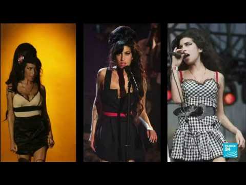 Amy Winehouse's belongings auctioned to benefit those facing addiction