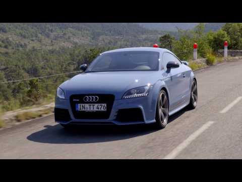 2012 Audi TT RS Coupé Driving Video