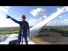 En Loire-Atlantique, Yannick Jadot prend de la hauteur pour défendre l'éolien