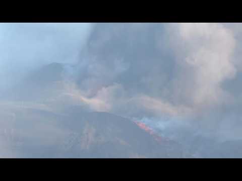 La Palma Cumbre Vieja volcano spews lava and smoke