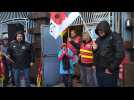 Manifestation à Calais devant la bourse du travail