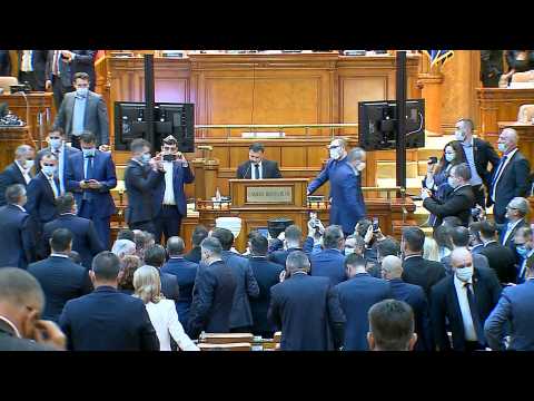 Romania's parliament holds no confidence vote