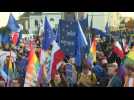 Poles gather to defend EU membership at Warsaw rally - Label : AFPTV - First images - Category : News