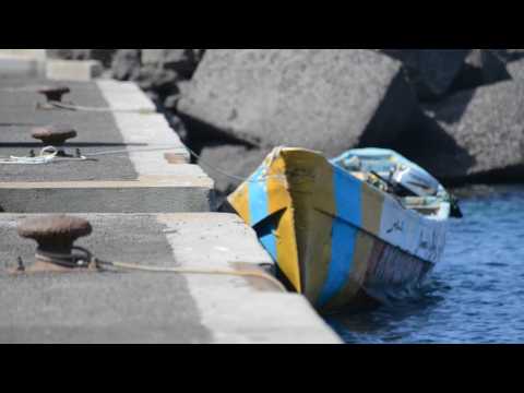 Boat with 19 migrants reaches dock in El Hierro, Spain