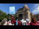 Texas : un juge fédéral bloque temporairement la loi controversée anti-avortement