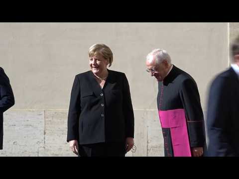 Merkel pays farewell to Pope Francis at Vatican