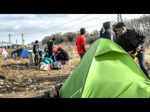 Human Rights Watch denounces French police's 'degrading' treatment of Calais migrants
