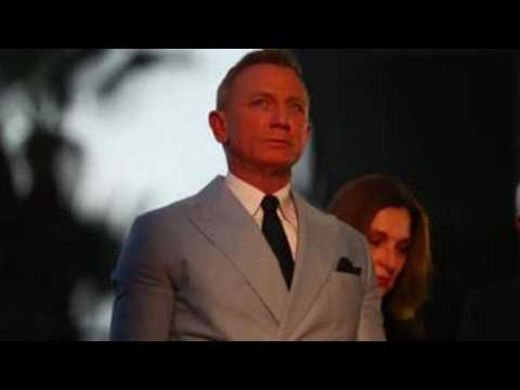 Daniel Craig gets Hollywood Walk of Fame star