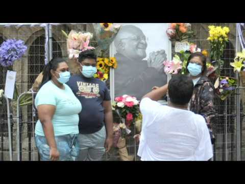 South Africa: People gather outside church to pay tribute to Desmond Tutu