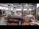 A Lillebonne, Gaël Coustanet tient son atelier Wood Worker Shop, une ébenisterie qui propose des meubles et objets design et originaux